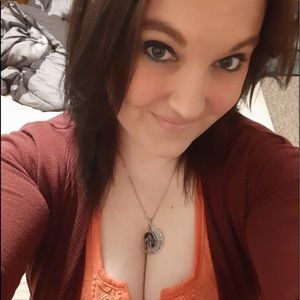 Meet your Posher, Rose